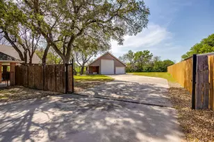 128 Oakwood Ct, Lakeside, TX 76135 - Photo 32