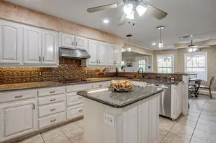 128 Oakwood Ct, Lakeside, TX 76135 - Photo 10