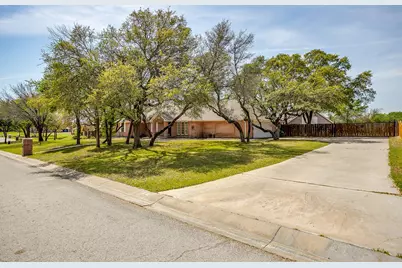 128 Oakwood Court, Lakeside, TX 76135 - Photo 6