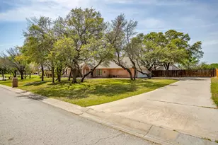 128 Oakwood Ct, Lakeside, TX 76135 - Photo 6