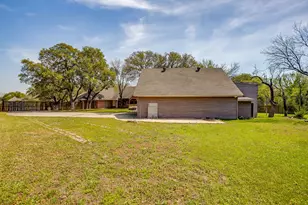 128 Oakwood Ct, Lakeside, TX 76135 - Photo 38
