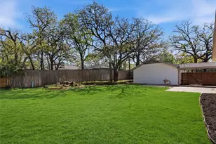 2838 Summerdale Dr, Hurst, TX 76054 - Photo 30