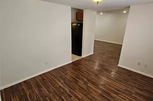 3209 Whatley Dr, Garland, TX 75043 - Photo 6