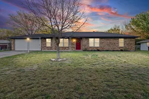 605 Catalina Dr, Waco, TX 76712 - Photo 2