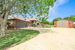 122 Collin Ct, Prosper, TX 75078 - Photo 2