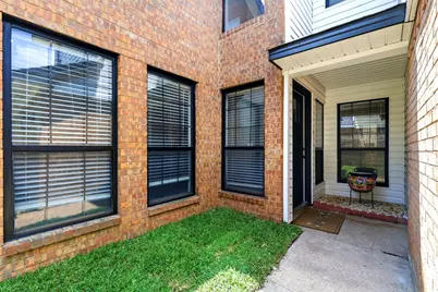2110 Cologne Drive, Carrollton, TX 75007 - Photo 4