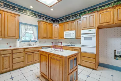 1721 Roberts Bend, Weatherford, TX 76086 - Photo 16