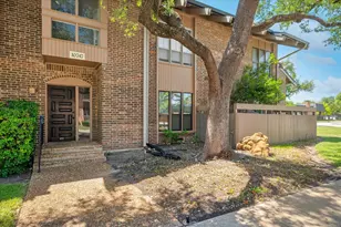 10747 Park Village Pl, Dallas, TX 75230 - Photo 14