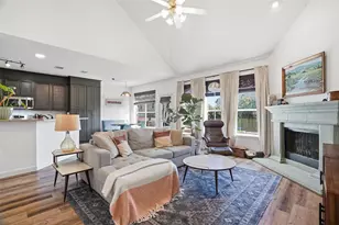 1012 Huntington Trail, Mansfield, TX 76063 - Photo 2