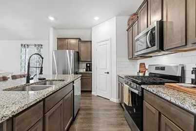 706 Spur Ridge, Princeton, TX 75407 - Photo 16