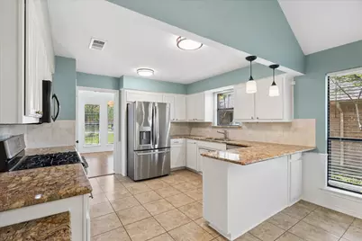 3129 Luallen Drive, Carrollton, TX 75007 - Photo 10