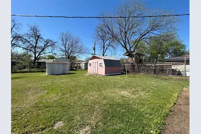 720 Sandell Drive, White Settlement, TX 76108 - Photo 24