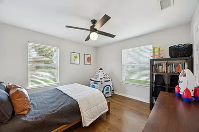 9646 Livenshire Drive, Dallas, TX 75238 - Photo 20