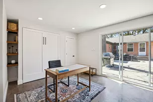 9646 Livenshire Dr, Dallas, TX 75238 - Photo 22