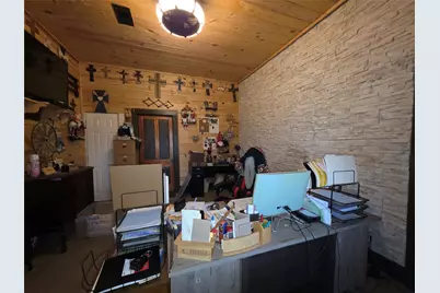 211 W Sabine Street, Groesbeck, TX 76642 - Photo 10