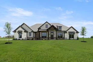 230 Cordillera Ln, Pecan Hill, TX 75154 - Photo 1
