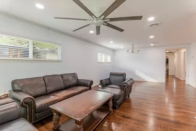 1910 Colony Drive, Irving, TX 75061 - Photo 12