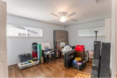 1910 Colony Drive, Irving, TX 75061 - Photo 34