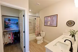 2415 Beverly Dr, Granbury, TX 76048 - Photo 14