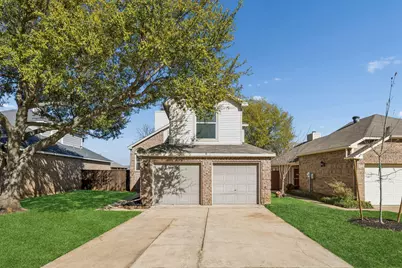 913 Azalia Drive, Lewisville, TX 75067 - Photo 2