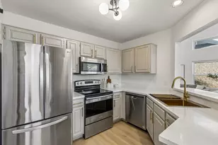 913 Azalia Dr, Lewisville, TX 75067 - Photo 16