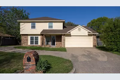 6925 Red Fox Trail, Fort Worth, TX 76137 - Photo 2