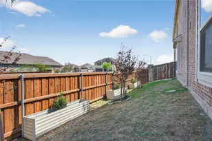 9300 Silver Dollar Dr, Fort Worth, TX 76131 - Photo 38