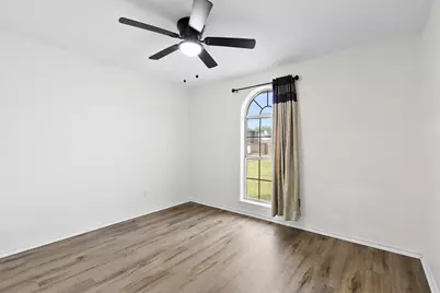 3242 Spring Meadow Lane, Grand Prairie, TX 75052 - Photo 22