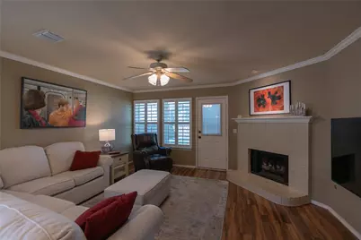 2317 Overlook Lane, Denton, TX 76207 - Photo 2