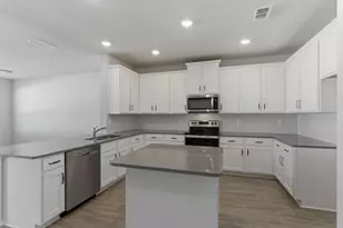 5916 Hopkins Dr, Providence Village, TX 76227 - Photo 6