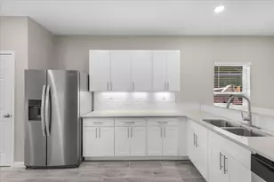 804 N Chandler Dr, Fort Worth, TX 76111 - Photo 8