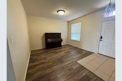 708 Hummingbird Trail, Crowley, TX 76036 - Photo 6