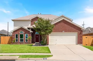7307 Fossil Hill Dr, Arlington, TX 76002 - Photo 1