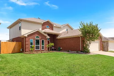 7307 Fossil Hill Drive, Arlington, TX 76002 - Photo 2