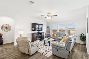 2808 Pinecrest Dr, Providence Village, TX 76227 - Photo 6