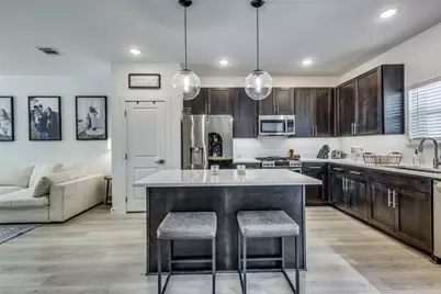 552 Brook View Drive, Van Alstyne, TX 75495 - Photo 6