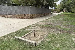 6408 Duffield Dr, Dallas, TX 75248 - Photo 36