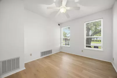 8305 Lake Bend Drive, Rowlett, TX 75088 - Photo 10