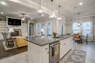 329 Madison St, Burleson, TX 76028 - Photo 14