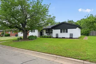 3513 Sheridon Dr, North Richland Hills, TX 76117 - Photo 6
