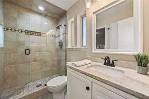 404 Point Royal Dr, Rowlett, TX 75087 - Photo 30