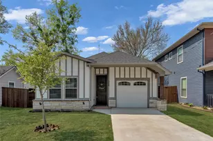 326 S Main St, Cedar Hill, TX 75104 - Photo 1