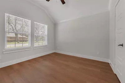 326 S Main Street, Cedar Hill, TX 75104 - Photo 6