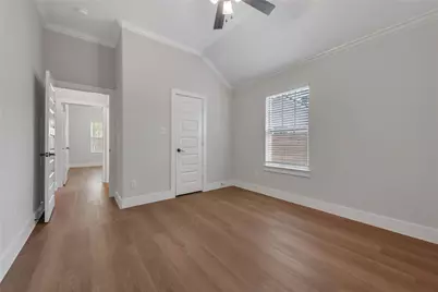 326 S Main Street, Cedar Hill, TX 75104 - Photo 8