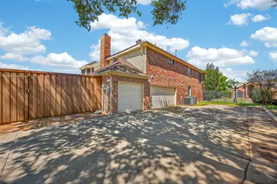 1422 Primrose Lane, Lewisville, TX 75077 - Photo 30