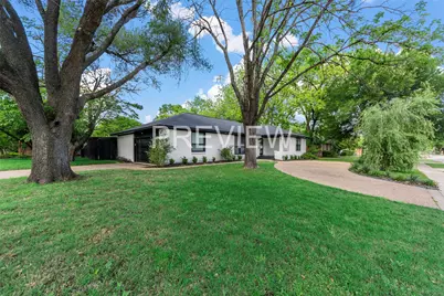 7107 E Mockingbird Lane, Dallas, TX 75214 - Photo 2