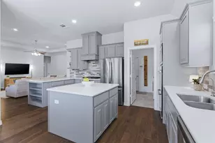 1213 Palo Duro Ct, Burleson, TX 76028 - Photo 12