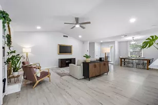 656 Red River Dr, Lewisville, TX 75077 - Photo 6