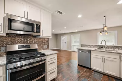 936 N Buckner Boulevard, Dallas, TX 75218 - Photo 8