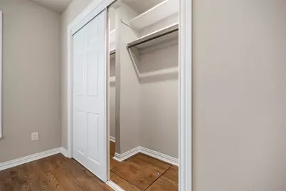 936 N Buckner Boulevard, Dallas, TX 75218 - Photo 14